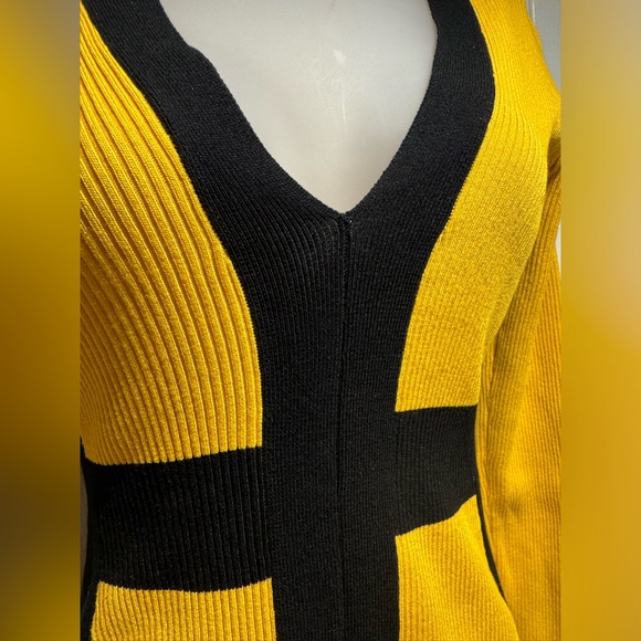 Yellow and Black Ribbed Knit Body-Con Long Sleeve Mini Dress (Size M) - Picture 6 of 13